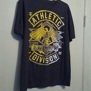 Mens t-shirt large